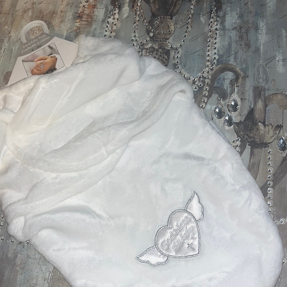 🙏🏻 🕊 🙏🏻• ⛪️ Swaddle Blessins’ 🏰• 🕊🙏🏻🕊